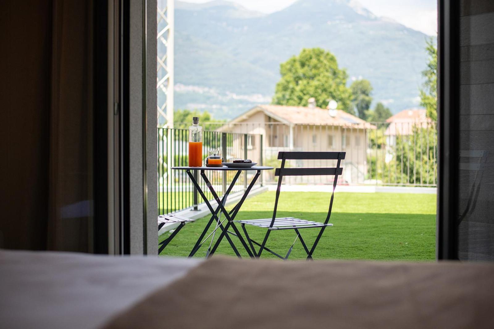 Lago Dorato Luxury Apartments & Villa - Lake Como View コーリコ エクステリア 写真