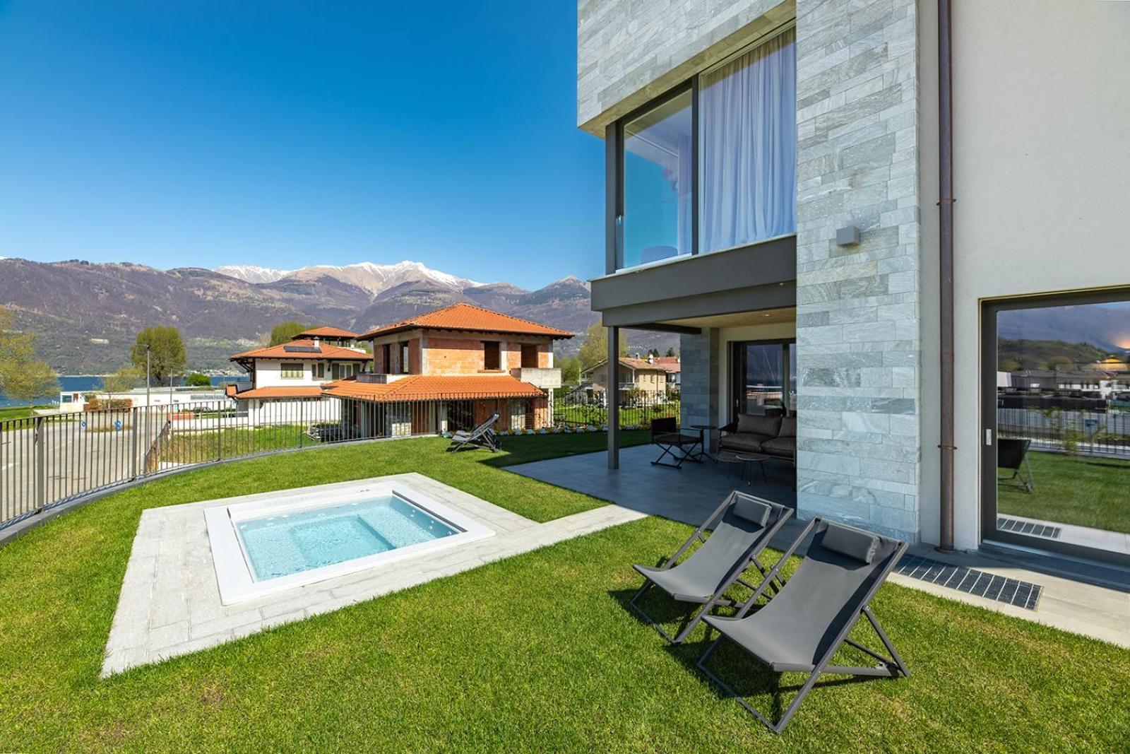 Lago Dorato Luxury Apartments & Villa - Lake Como View コーリコ エクステリア 写真